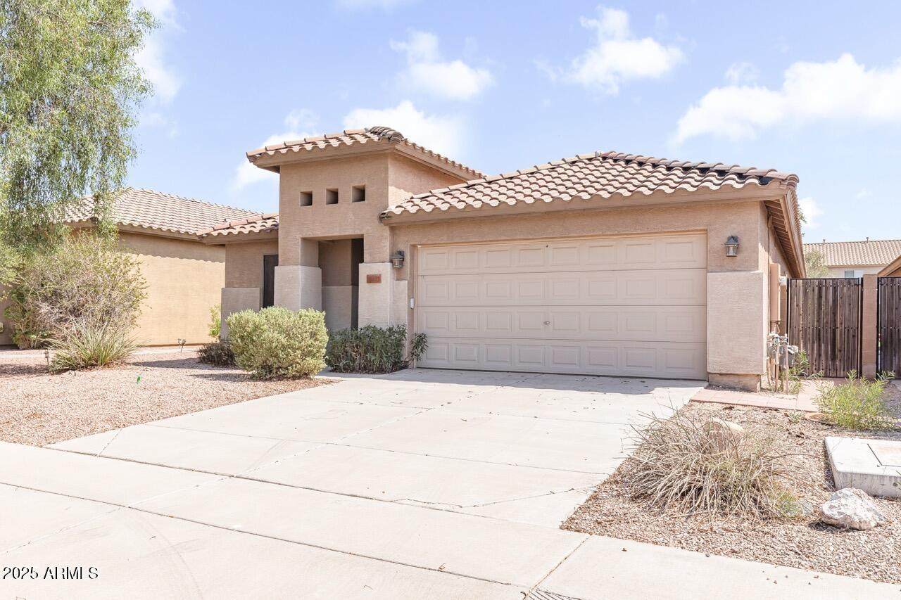 46137 Starlight Drive - Photo 1