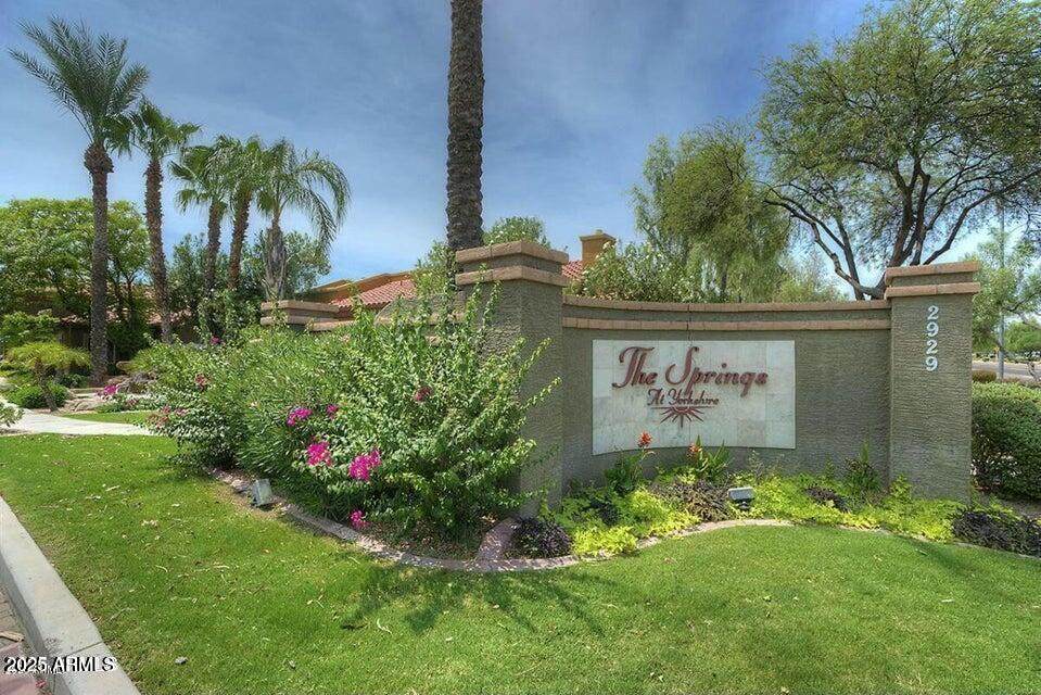 2929 Yorkshire Drive - Photo 1