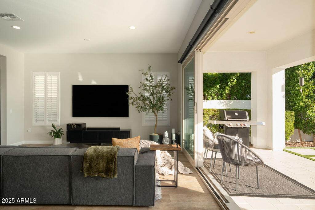 6525 Libby Street - Photo 1