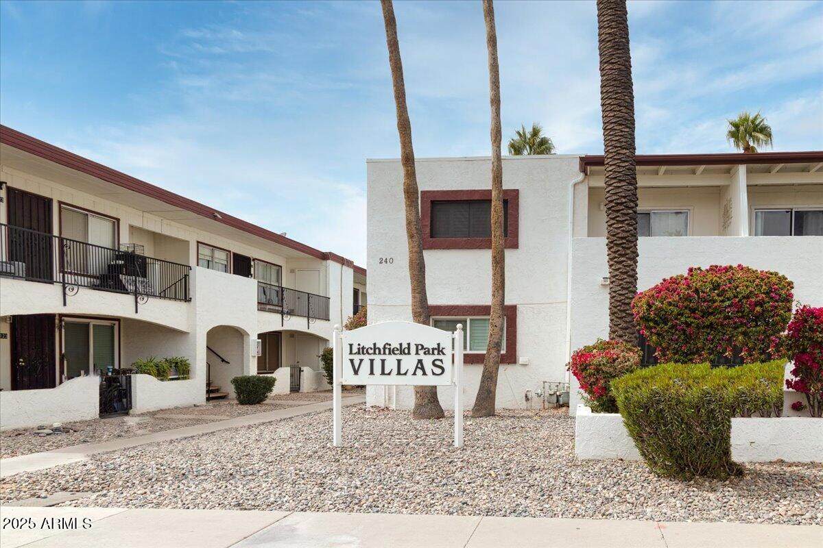 240 Old Litchfield Road - Photo 1