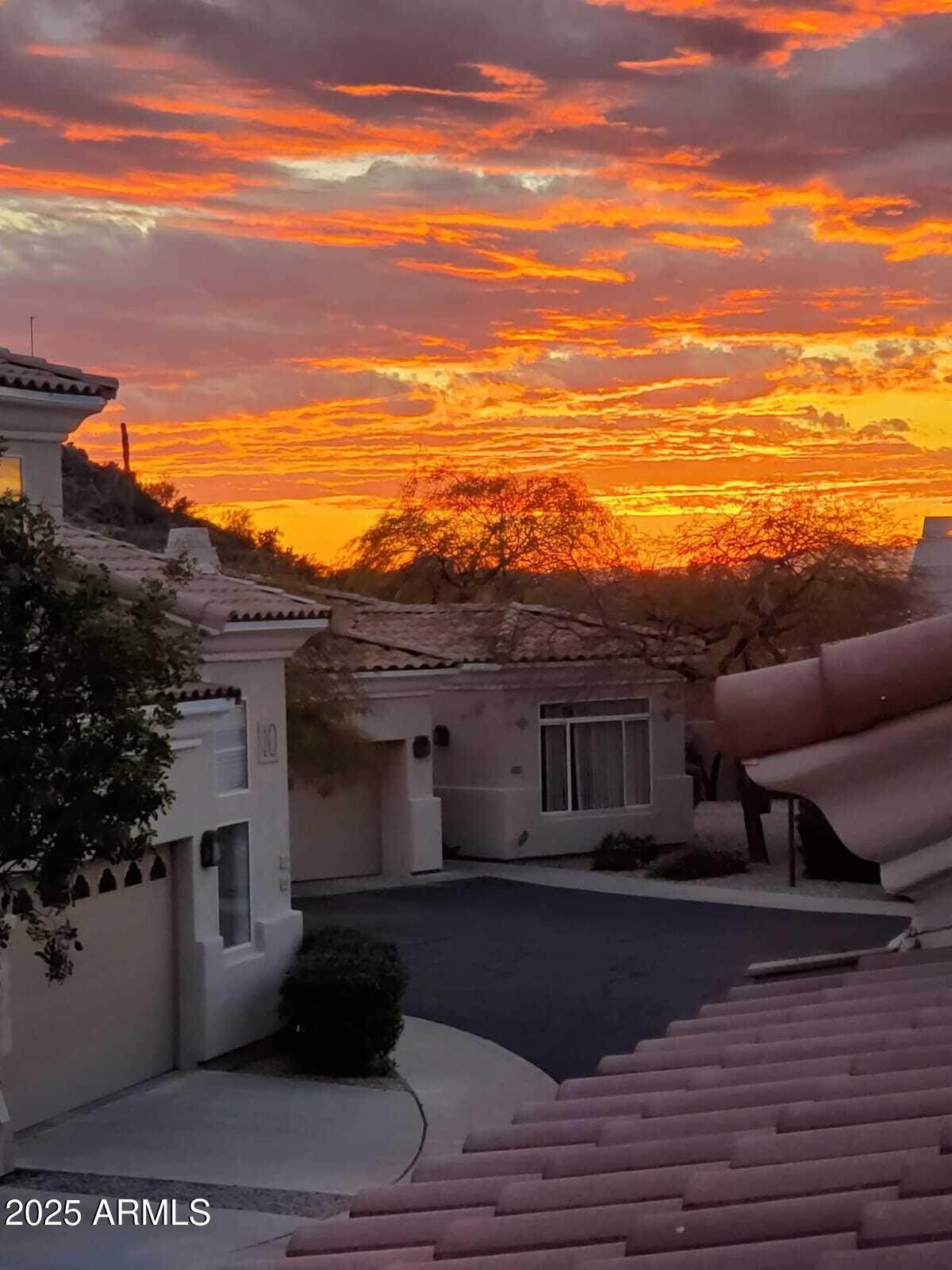 1747 Northern Avenue - Photo 1