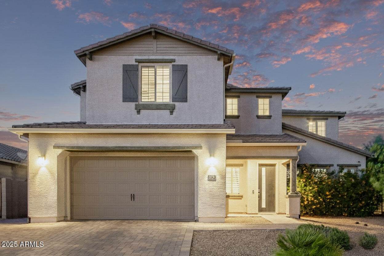 1076 Kensington Road - Photo 1