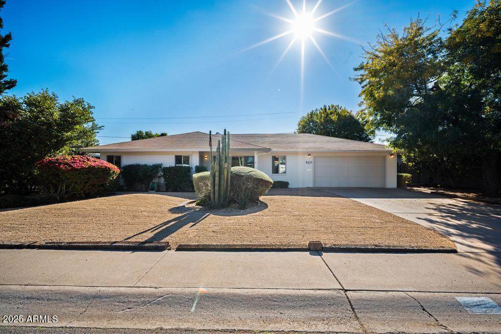 8221 Edgemont Avenue - Photo 1