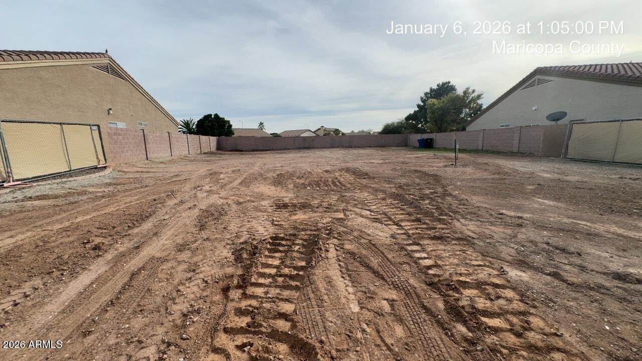 10423 El Moro Avenue - Photo 1