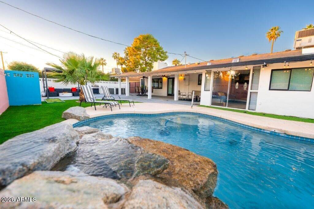 8331 Meadowbrook Avenue - Photo 1