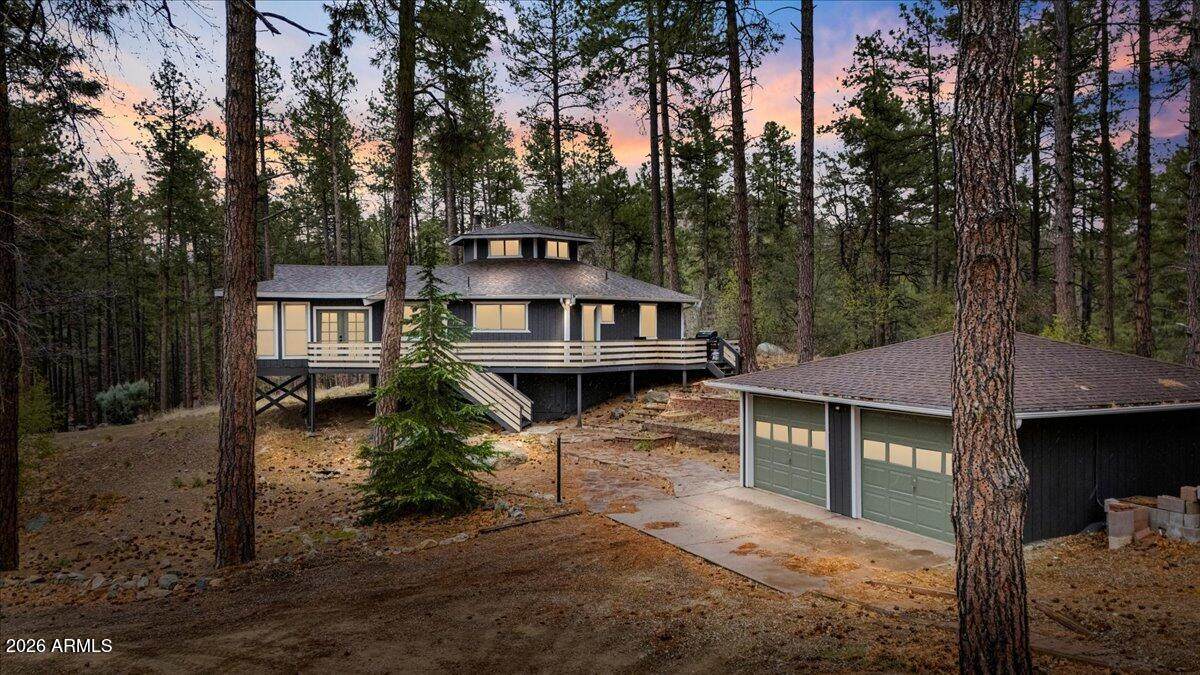 5979 Dearing Road - Photo 1