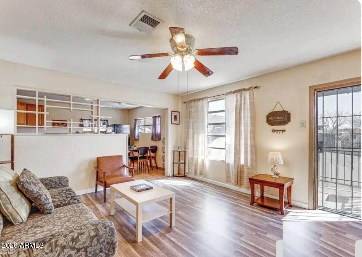 612 Porphyry Street - Photo 1