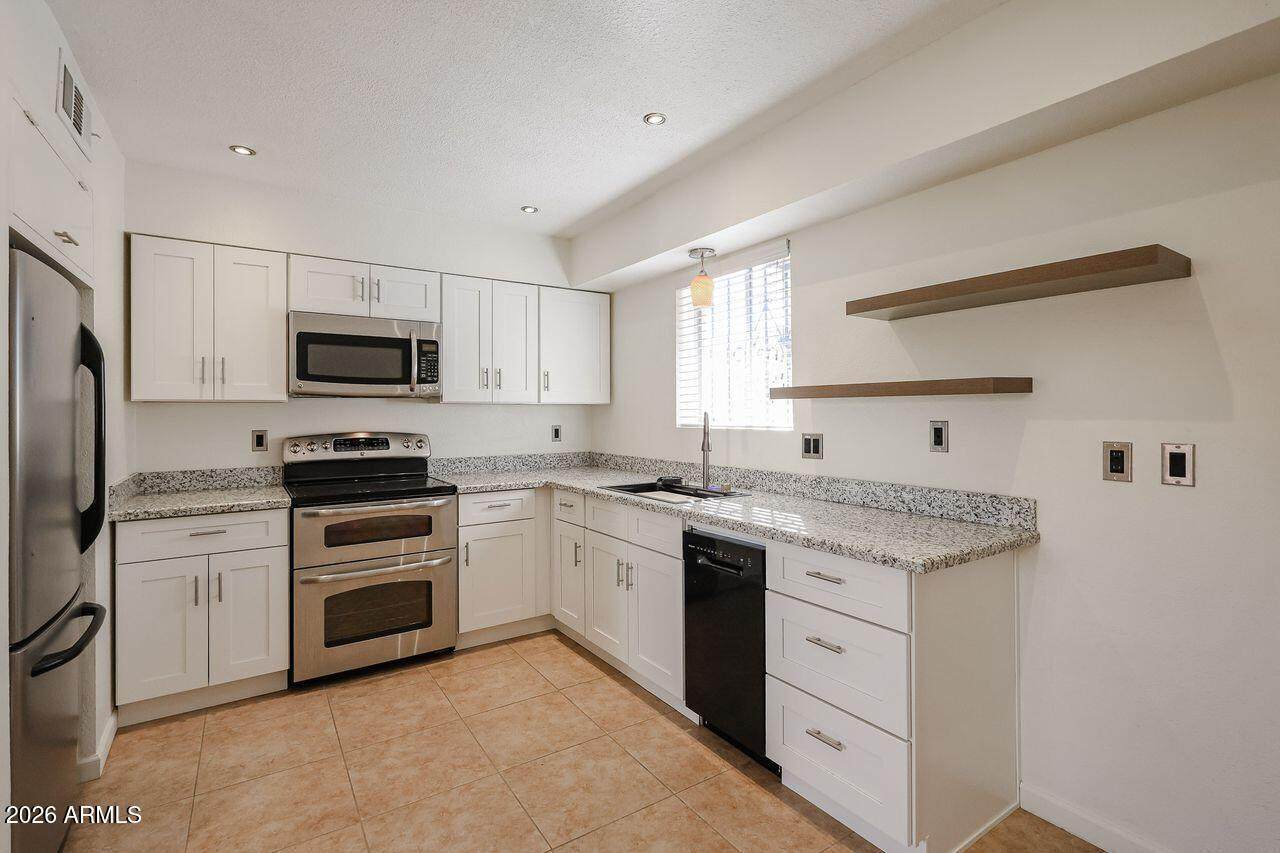 3326 Tangerine Lane - Photo 1