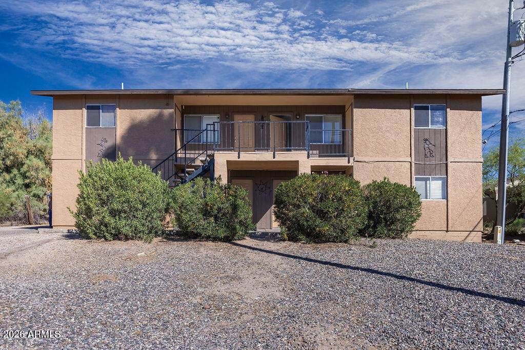 450 Palm Drive - Photo 1
