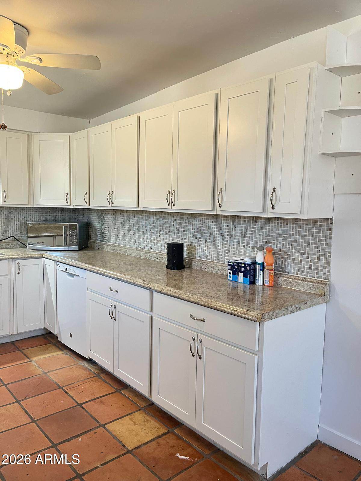4943 Citrus Way - Photo 1