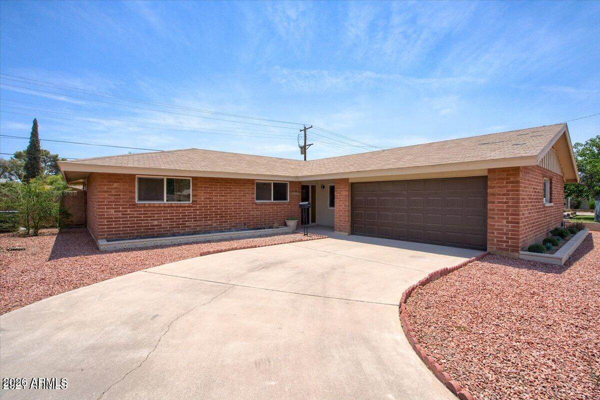 1881 Concorda Drive - Photo 1