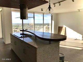 207 Clarendon Avenue - Photo 1