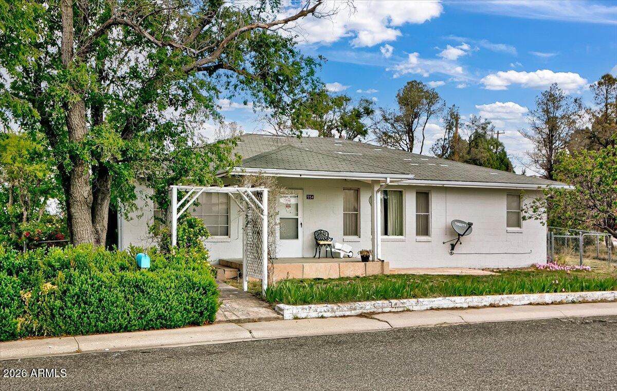 554 Roma Avenue - Photo 1