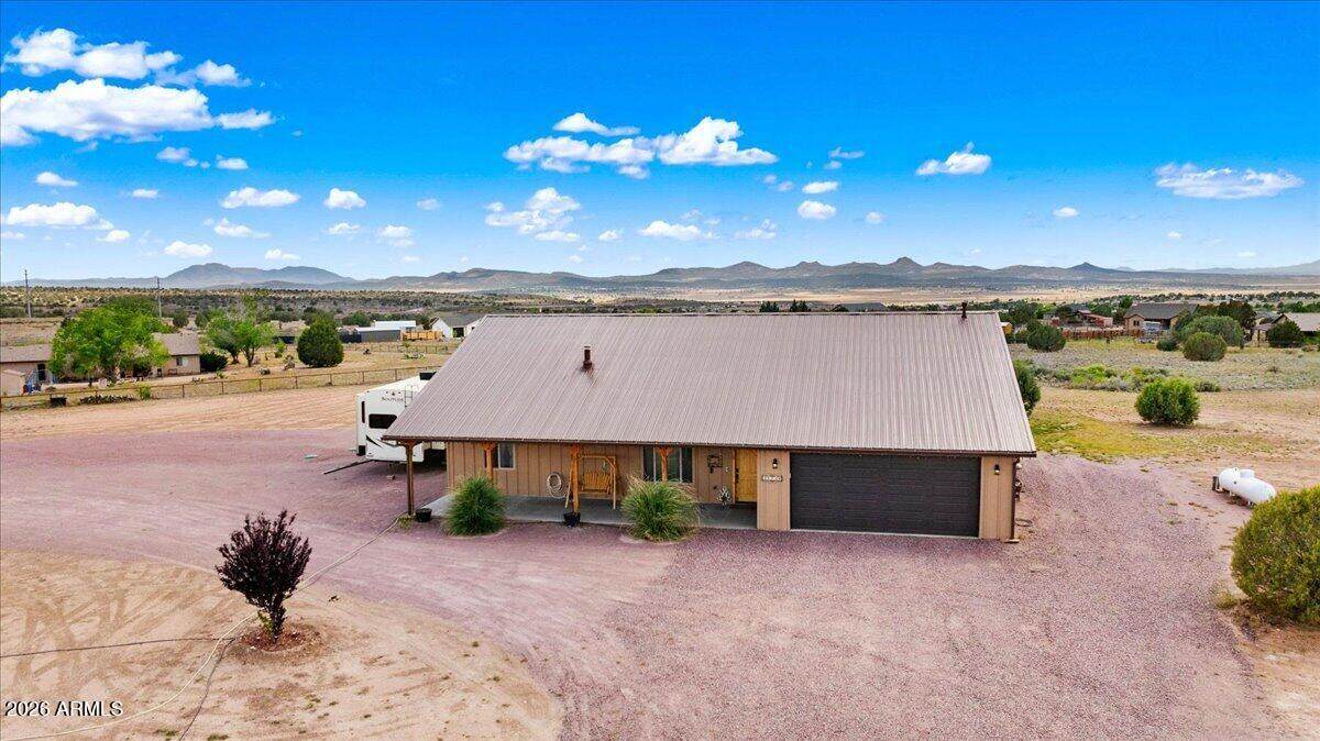 24720 Rj Way - Photo 1