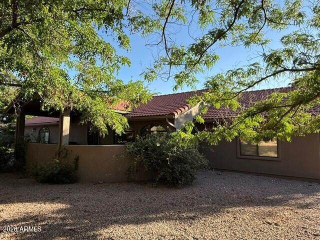 50 Oakcreek Drive - Photo 1