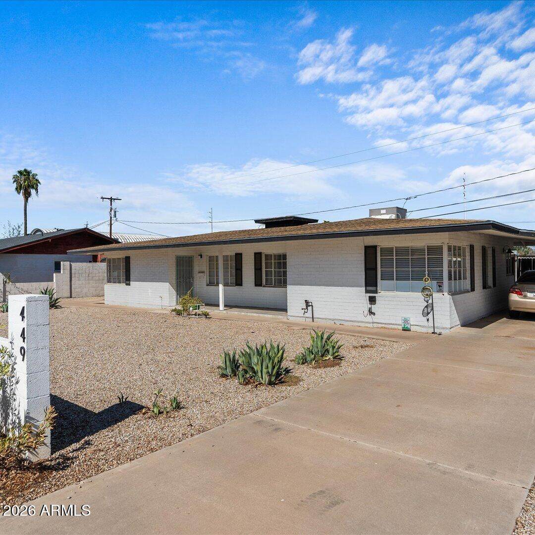449 Drew Street - Photo 1