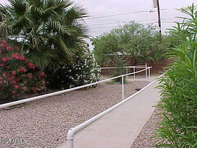 https://bt-photos.global.ssl.fastly.net/armls/orig_boomver_1_7044964-2.jpg