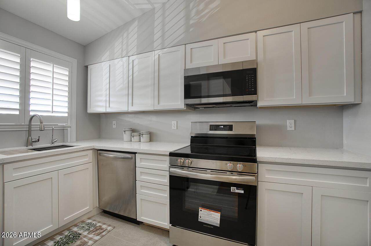 10820 Fairway Court - Photo 1