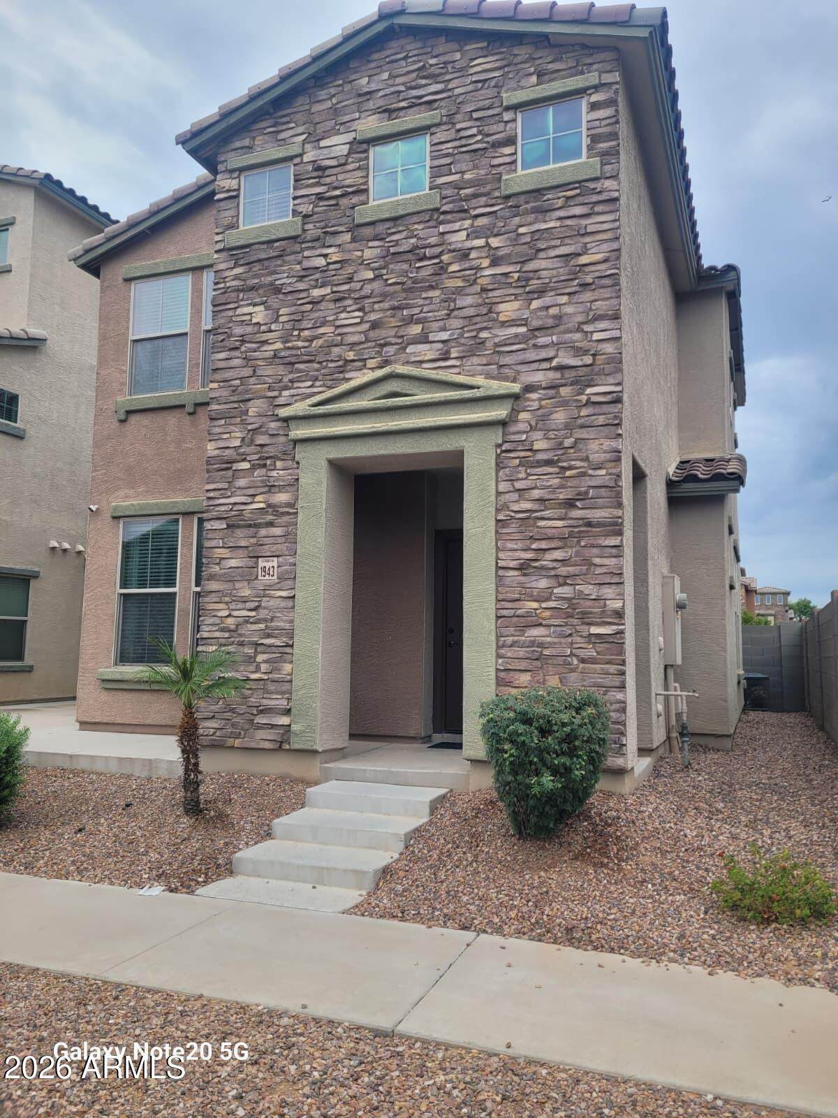 1943 77TH Glen - Photo 1