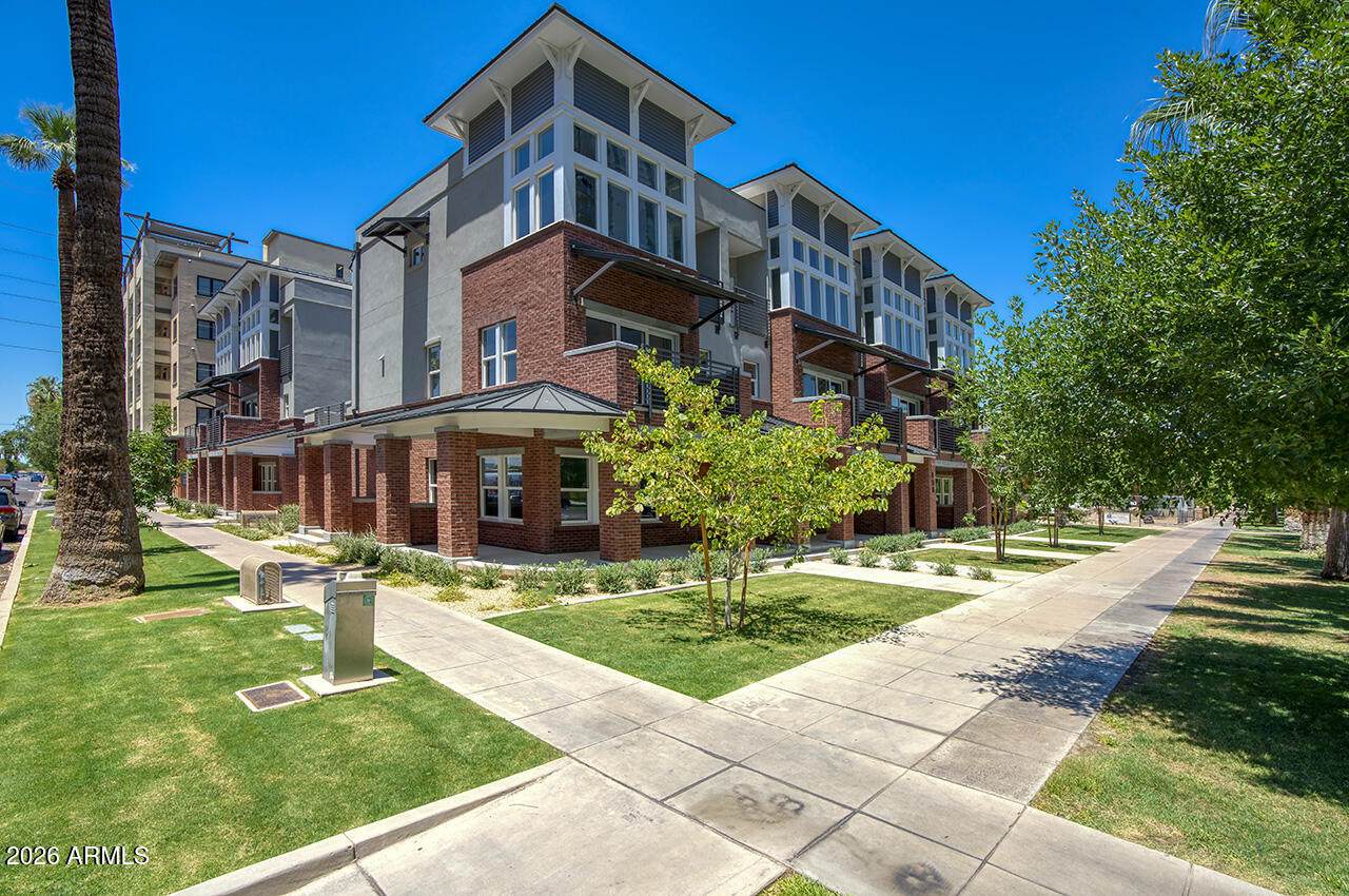 804 2ND Avenue - Photo 1