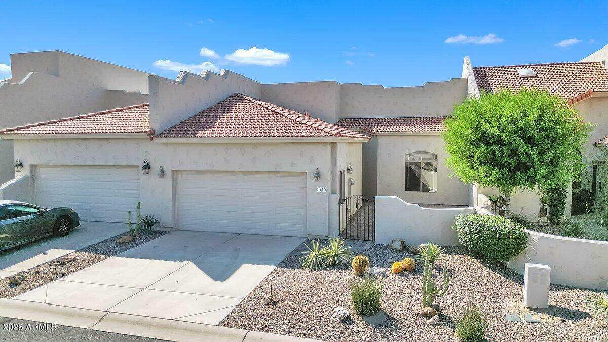8713 Sandtrap Court - Photo 1