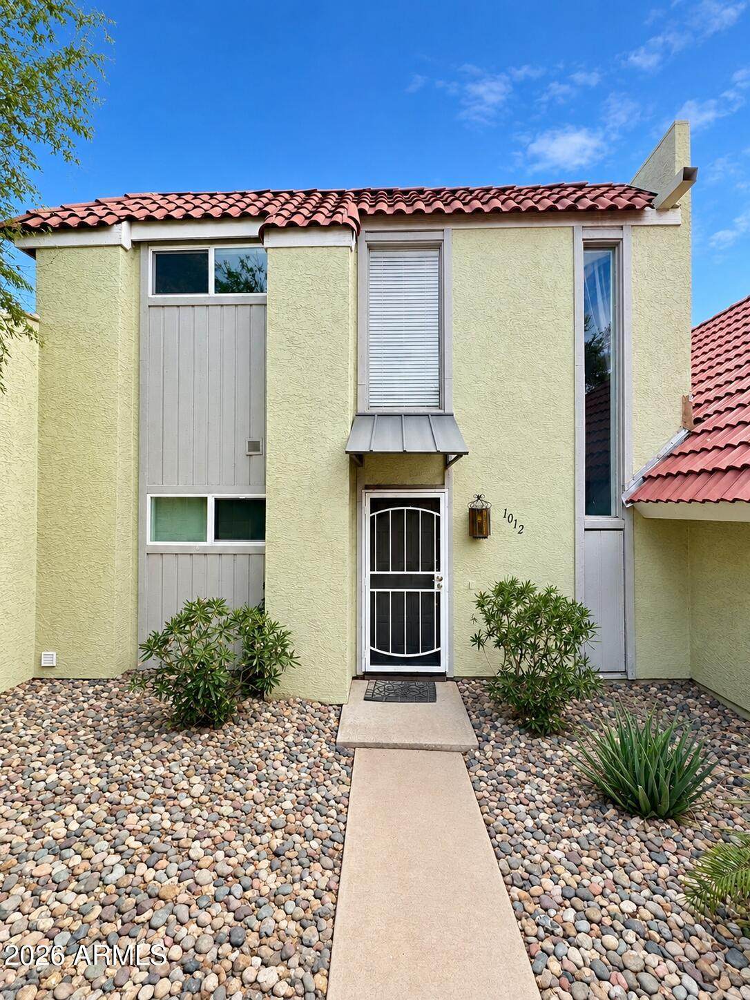 1012 Highland Avenue - Photo 1