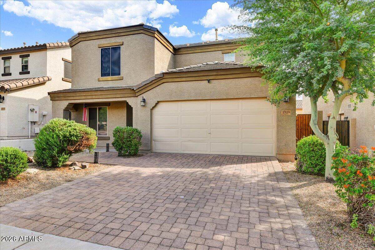2329 Barwick Dr Drive - Photo 1