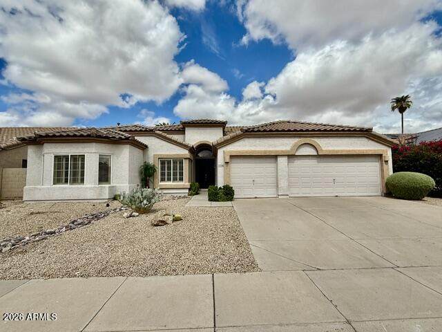 5526 Woodridge Drive - Photo 1