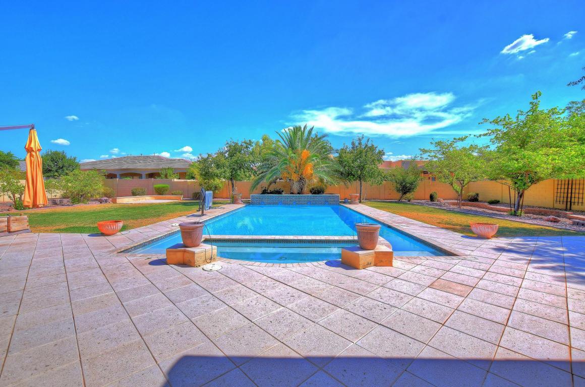 3001 Waterman Way - Photo 1
