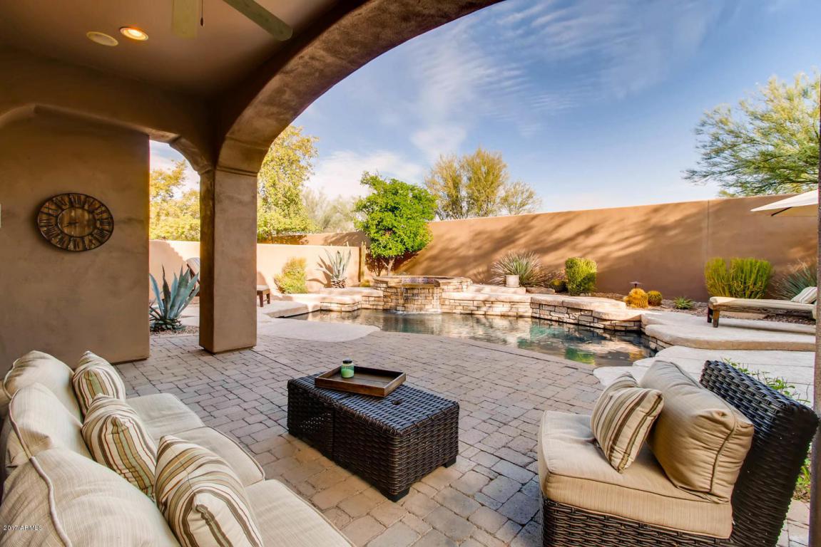 9238 Horseshoe Bend Drive - Photo 1