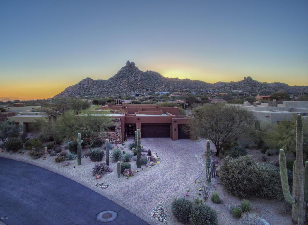 10585 Crescent Moon Drive - Photo 1