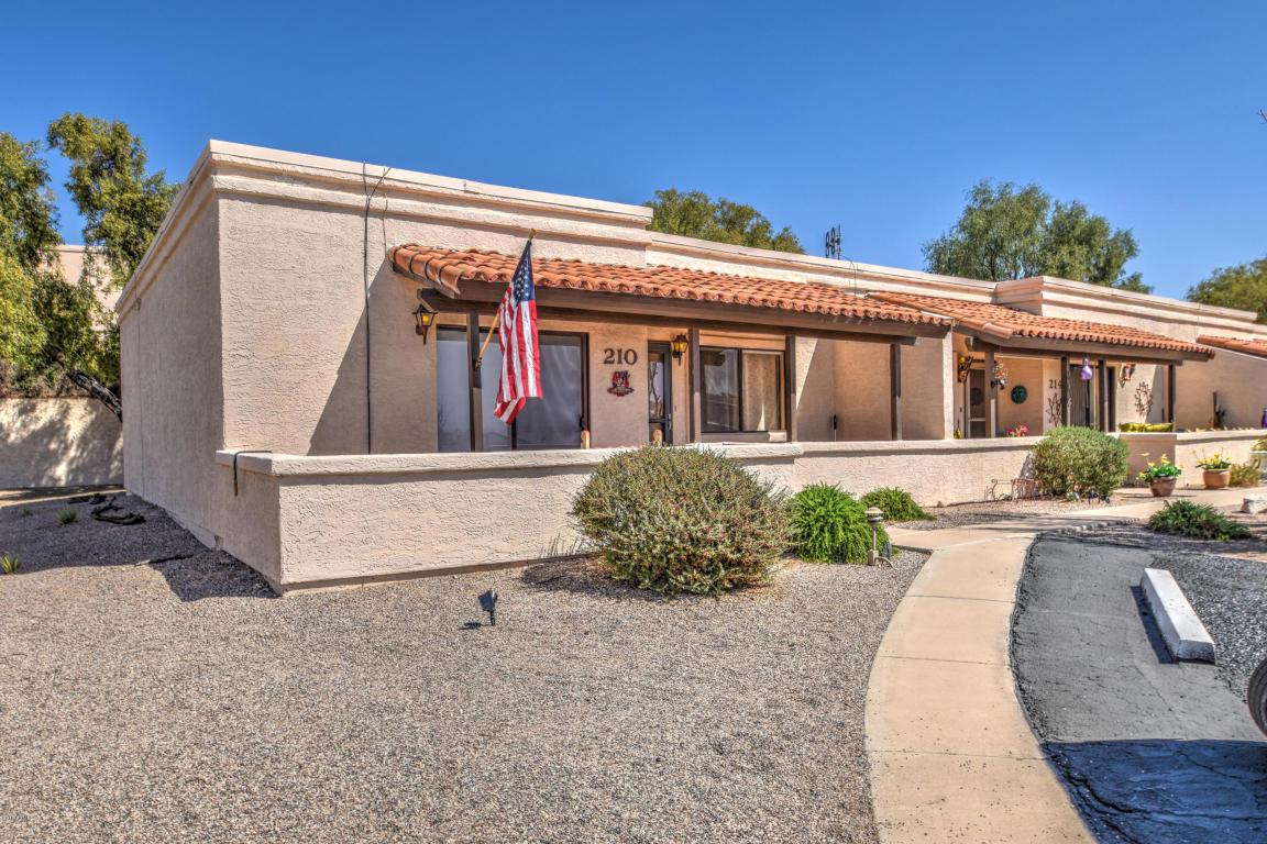 210 Arizona Circle - Photo 1