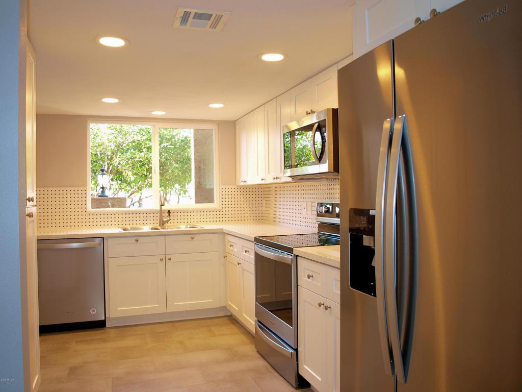 2165 University Drive - Photo 1
