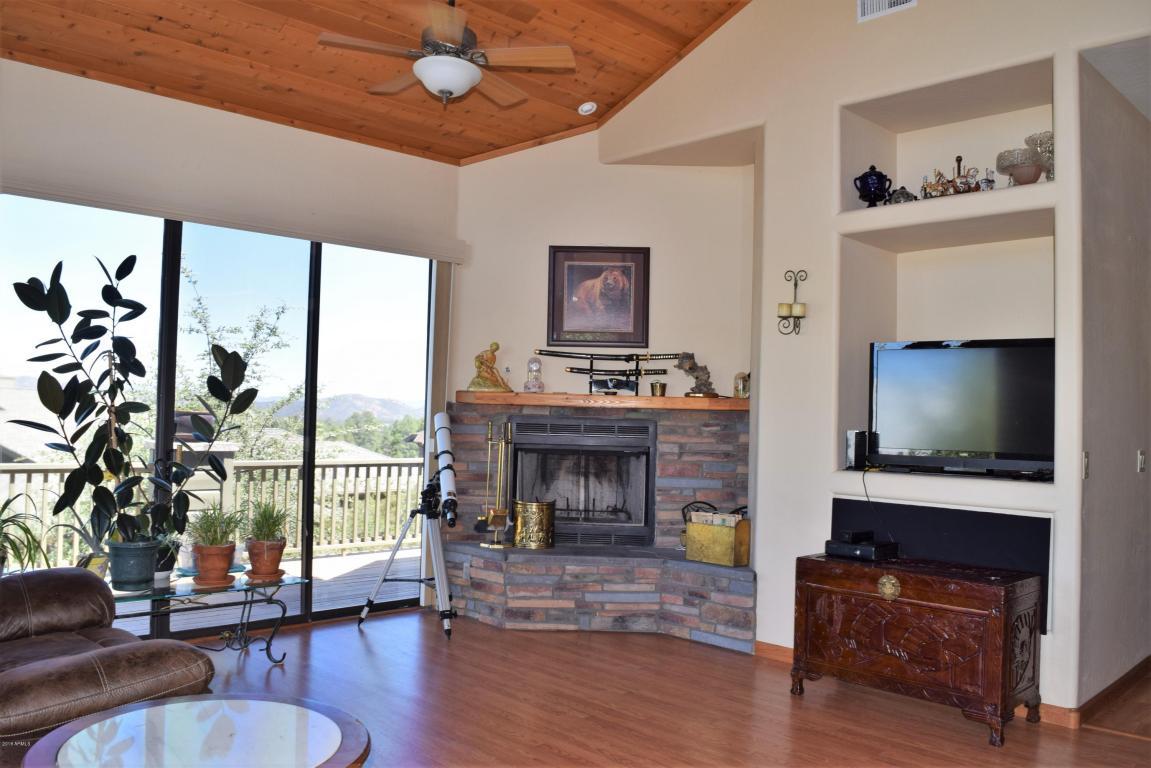 904 Scenic Drive - Photo 1