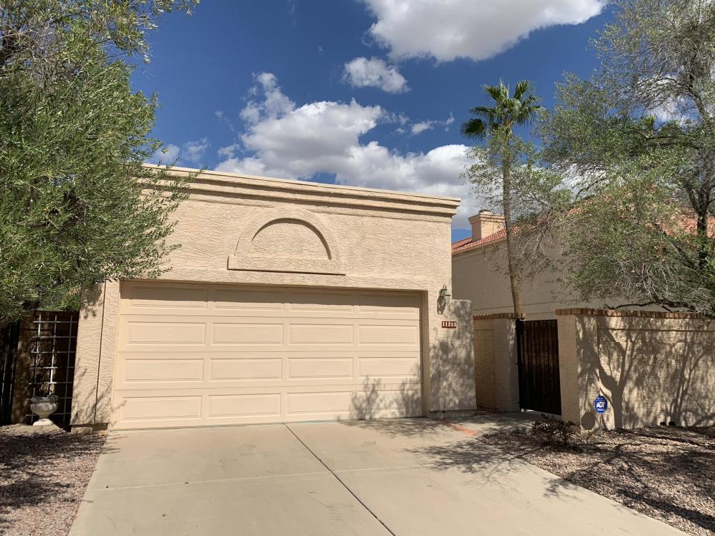 11208 Laurel Lane - Photo 1