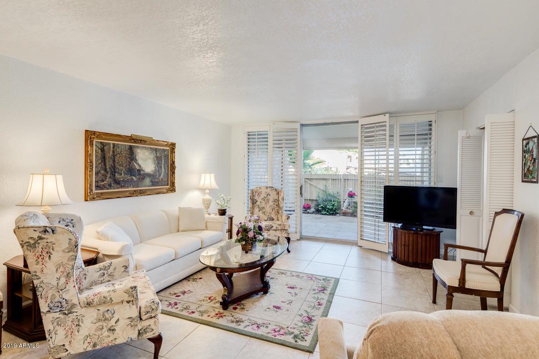 7625 Camelback Road - Photo 1