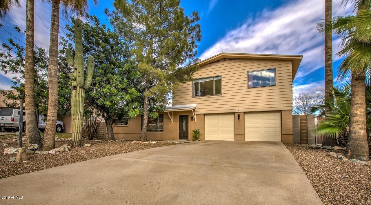 13815 Kendall Drive - Photo 1