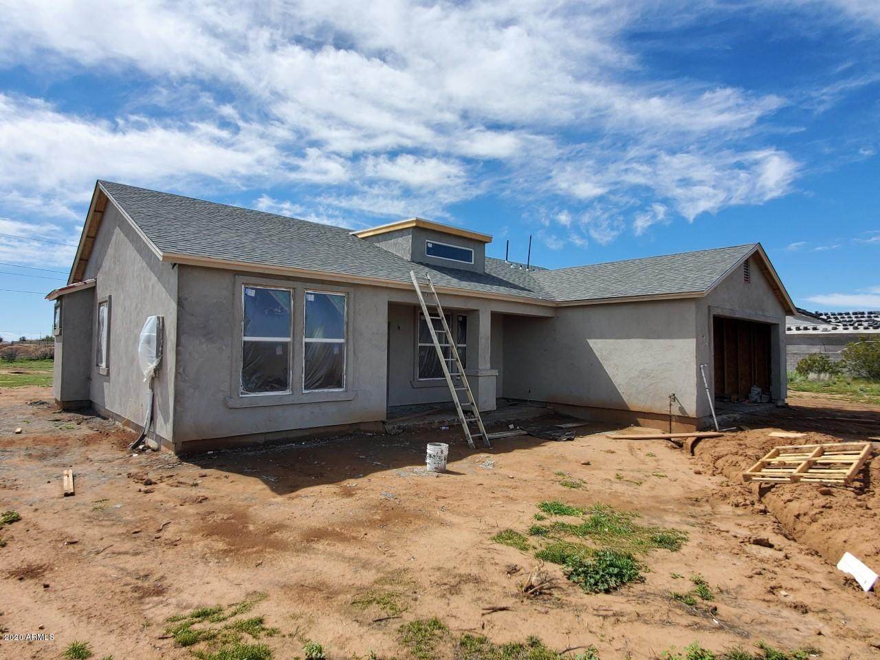 6407 Rolling Ridge Road - Photo 1