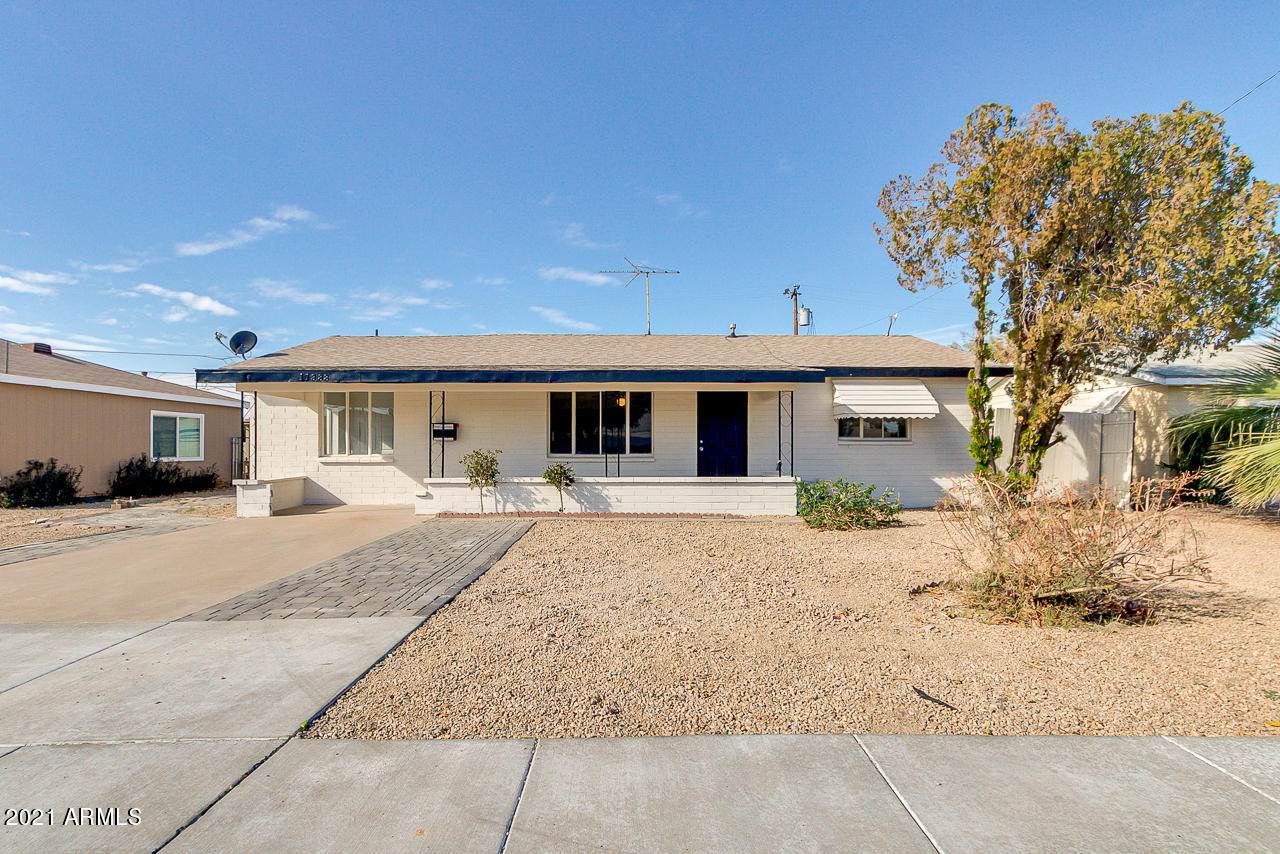 11388 112TH Avenue - Photo 1