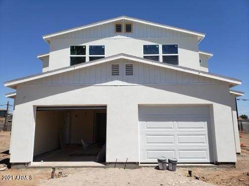 911 5TH Avenue - Photo 1