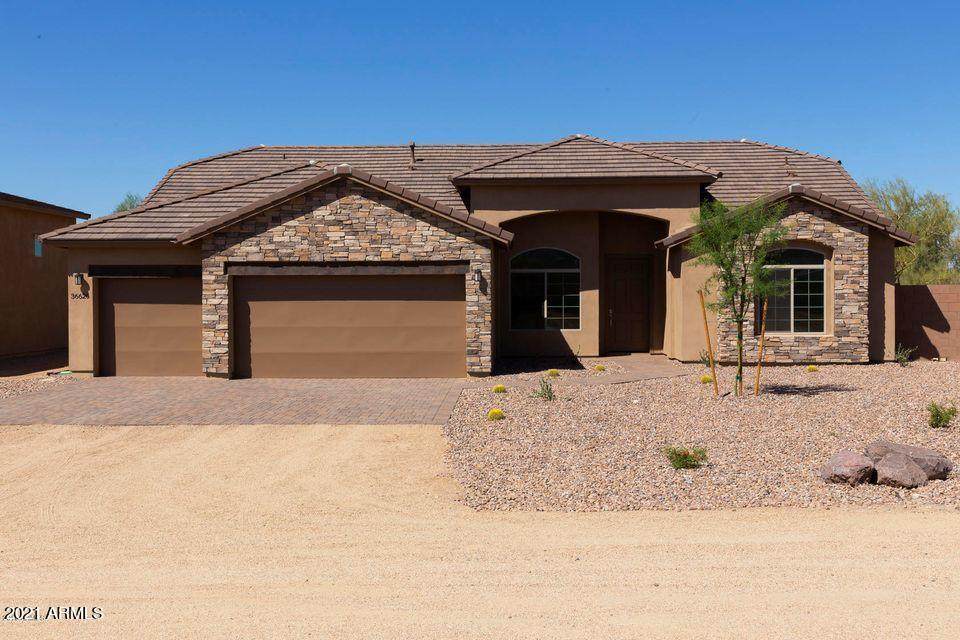 32xx Adamanda Drive - Photo 1