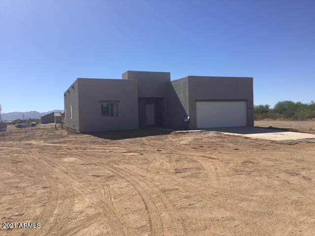 32520 225th Avenue - Photo 1