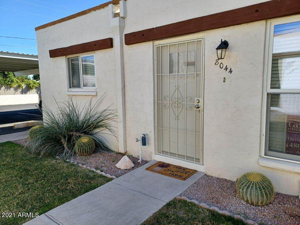 8044 Oak Street - Photo 1