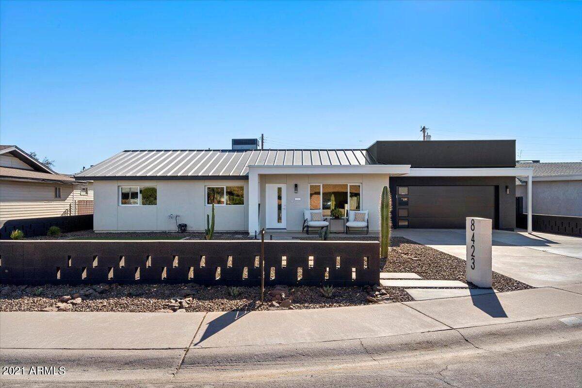 8423 Verde Lane - Photo 1