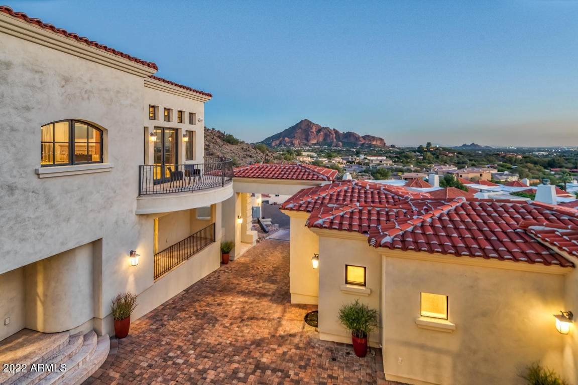 3800 Lincoln Drive - Photo 1