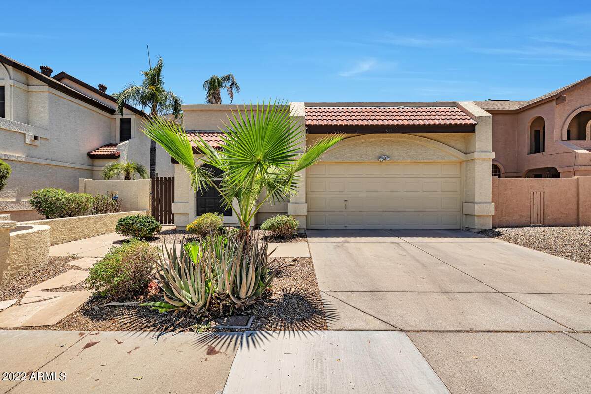 533 Wescott Drive - Photo 1