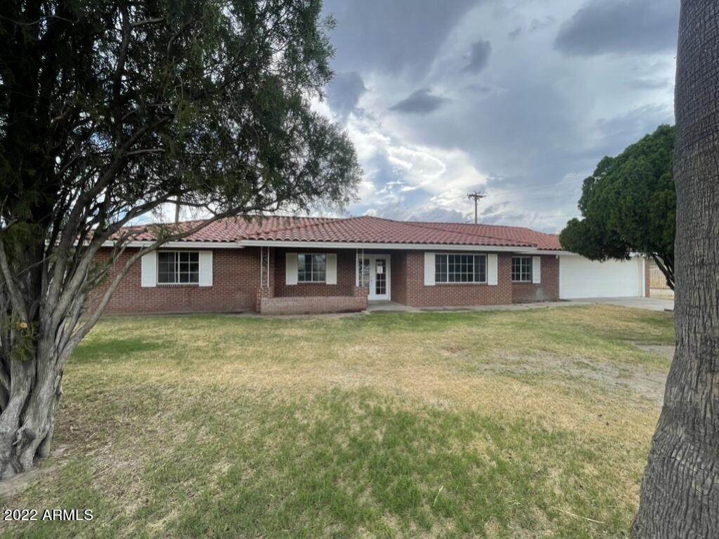 4749 Ragus Road - Photo 1