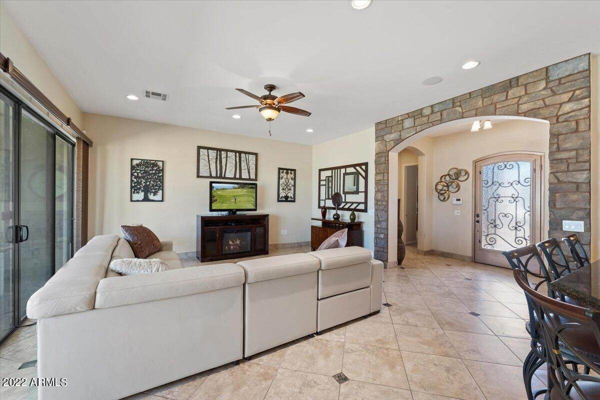 1128 Shepherds Way - Photo 1