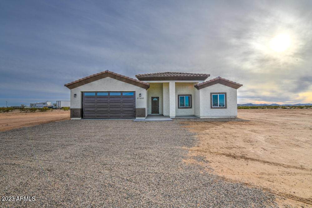 37605 Garfield Street - Photo 1