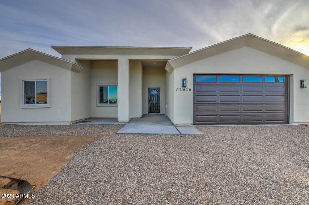 37616 Garfield Street - Photo 1